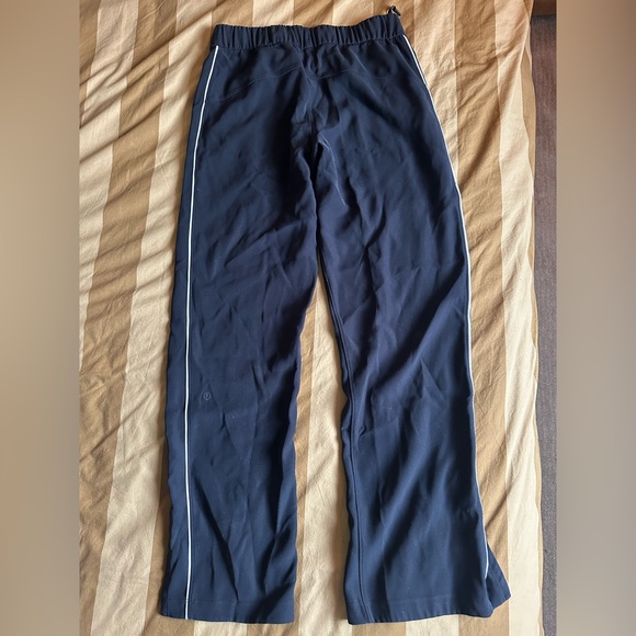 Lululemon Athletica Black Trouser Pants with White Trim - Picture 5 of 5
